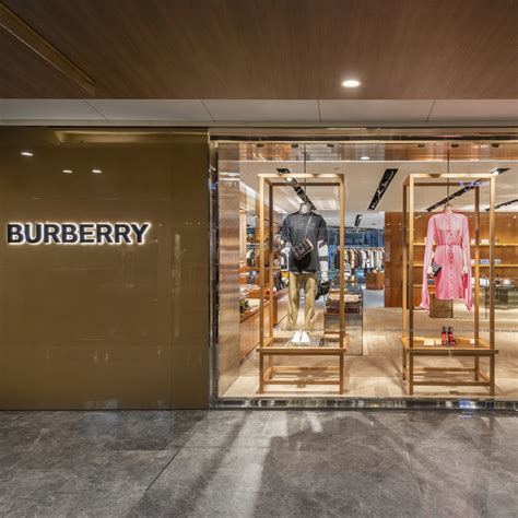 burberry paragon ช น|burberry paragon orchard.